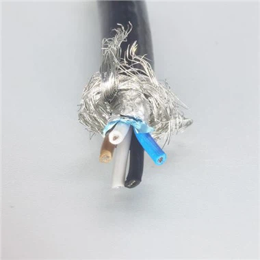 Kaksoissuojattu kaapeli